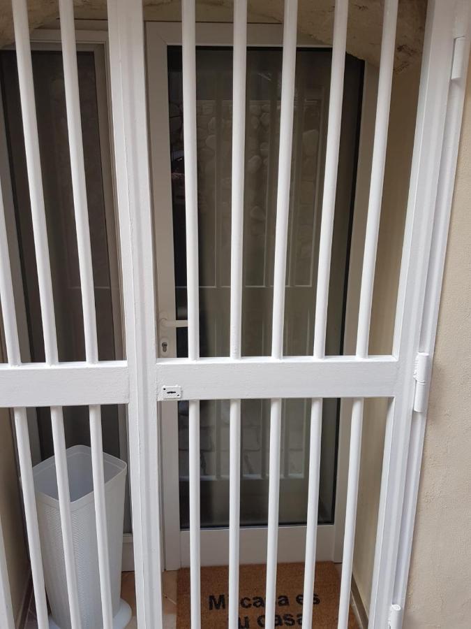 Residenza Rosaria Delle Meraviglie バーリ エクステリア 写真